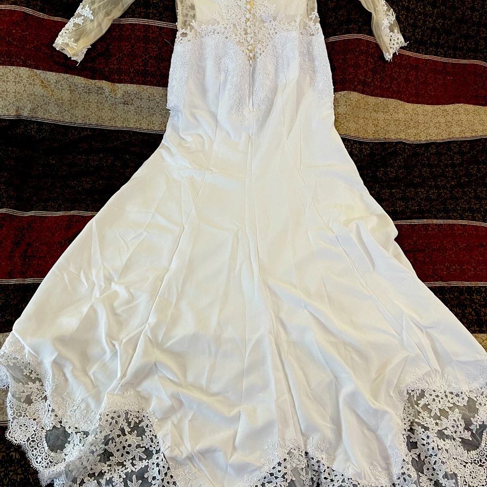 Wedding dress